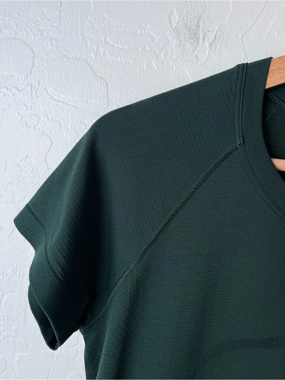 Lululemon swiftly shirt sleeve shirt legacy green 10